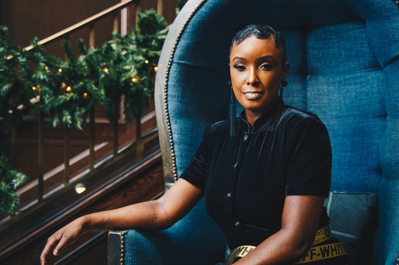 Editorial branding: A personal brand session with a story to tell.