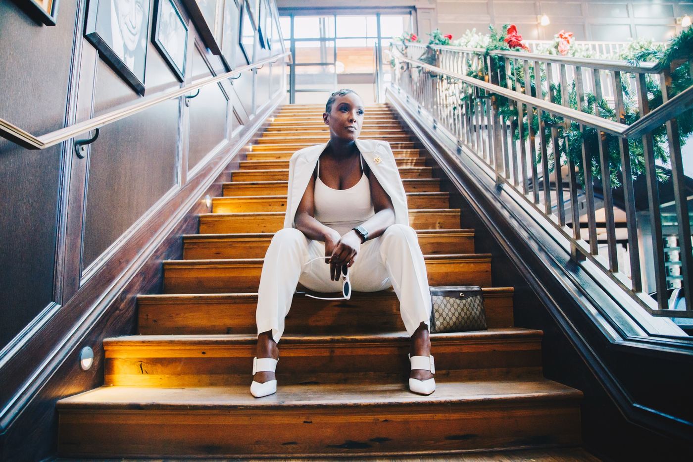 All white: Polished portraits for a founder’s brand.